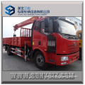 China new FAW 4x2 5 ton truck mounted with crane for sale